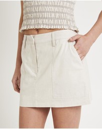 Subtitled - Theo Linen Skorts