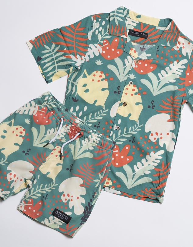 Vacancy Co - Abstract Leaf Rayon Dress Shirt - Youth