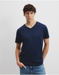 Country Road - Pima Cotton V-neck T-shirt