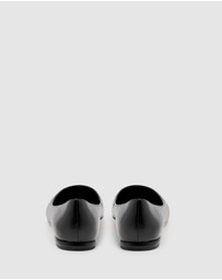 Nine West - Speakup