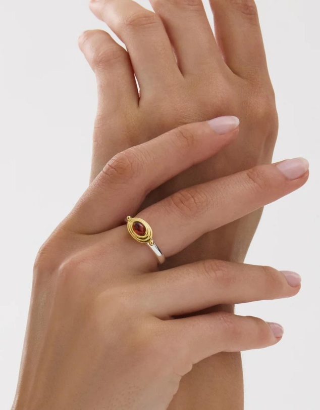 Najo - Horizon Garnet Ring