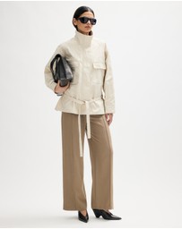 Minima Esenciales - Sioh Funnel Neck Jacket