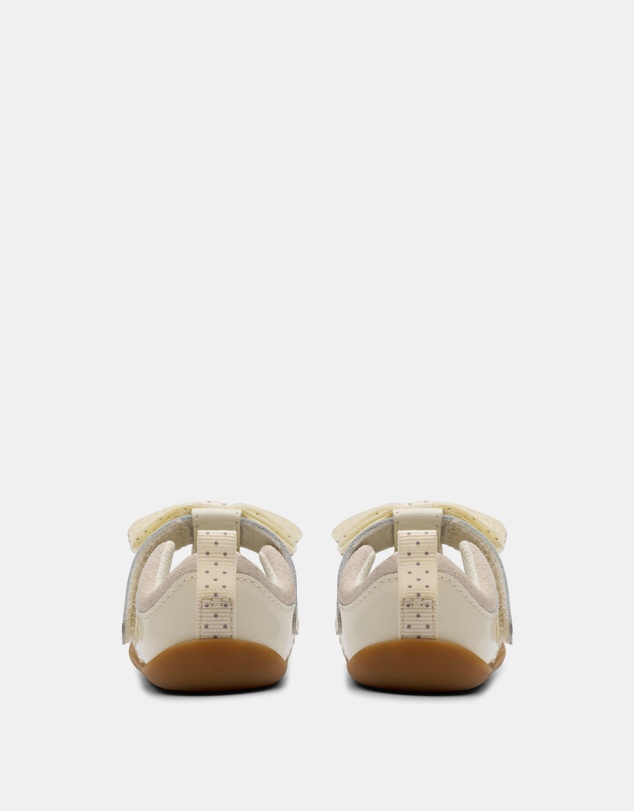 Clarks - Roamer Trim (T) White