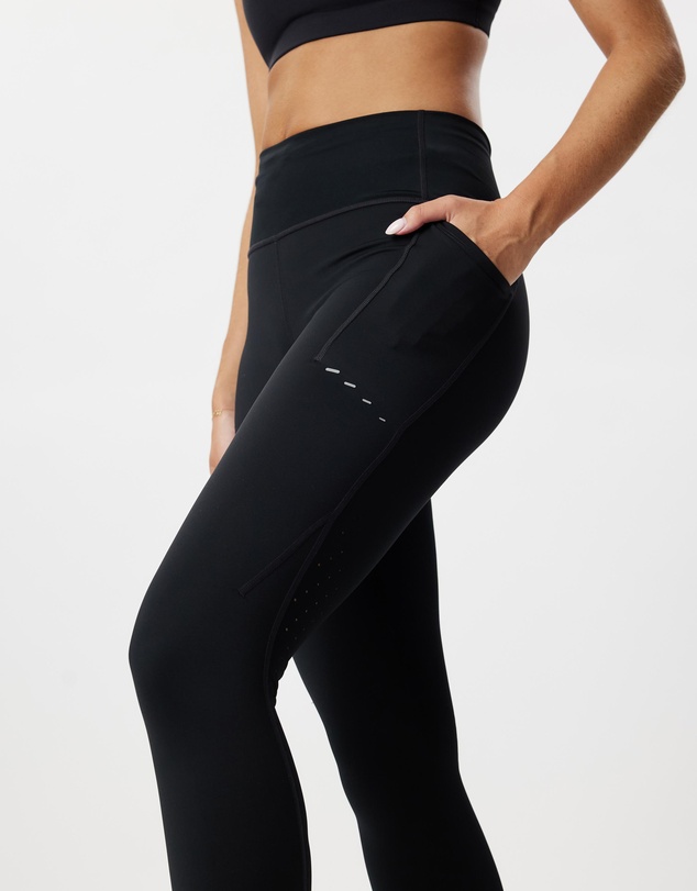 Nike - Swift High-Waisted 7/8 Running Leggings with Pockets