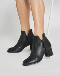 Sandler - Latch