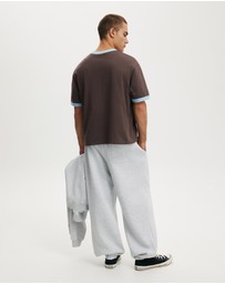 Cotton On - Super Baggy Cuffed Track Pant