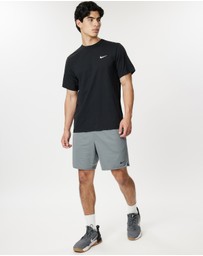 Nike - Dri-FIT UV Hyverse Short-Sleeve Fitness Top