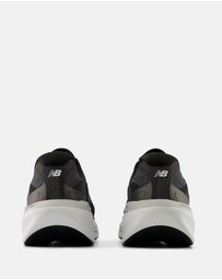New Balance - Fresh Foam X 860 v15 - Men's