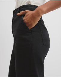 Country Road - Refined High Rise Slim Jean