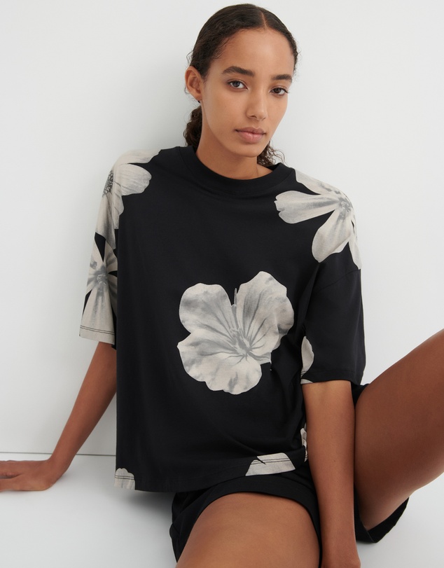Kowtow - Oversized Boxy Tee