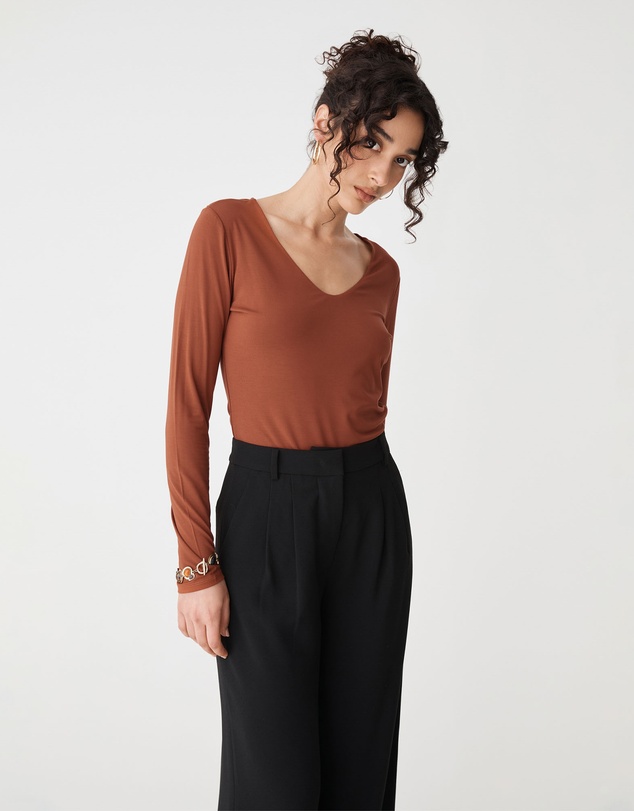 Forcast - Isla V-Neck Bamboo Top