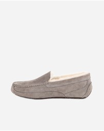 Ozwear Connection Uggs - Ugg Denver Men's Moccassin (Water Resistant)