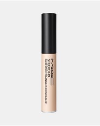 MAC - Studio Fix 36HR Smooth Angles Concealer