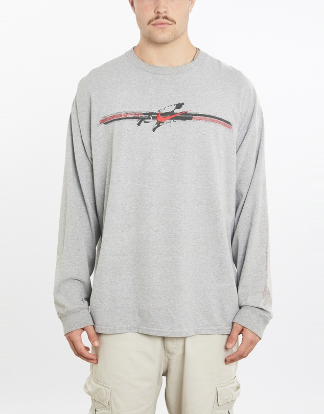 Vintage by The Real Deal - Pre Loved - Vintage Nike Long Sleeve Tee
