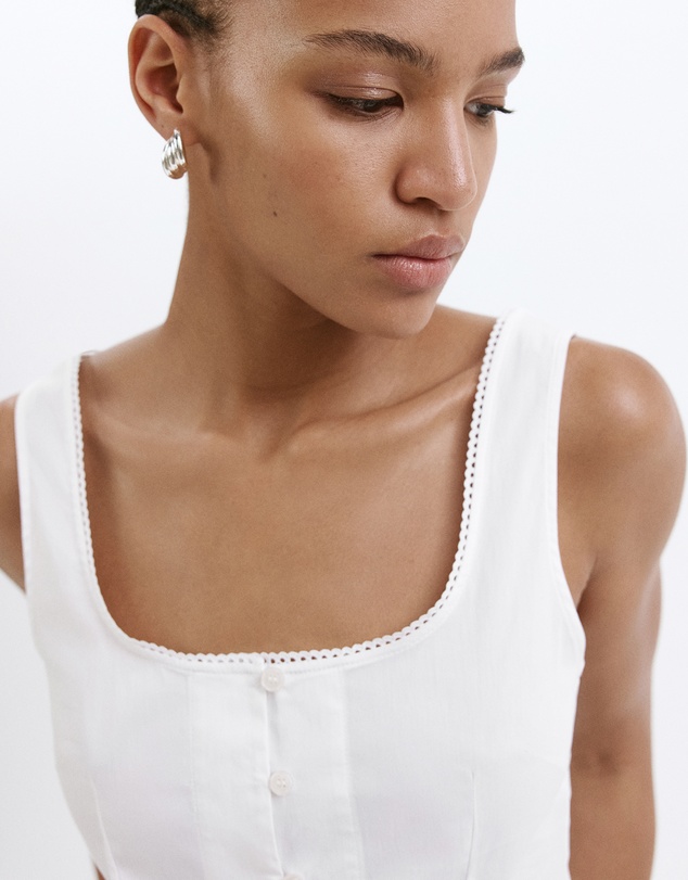 M.N.G - Blouse with Button and Lace Details