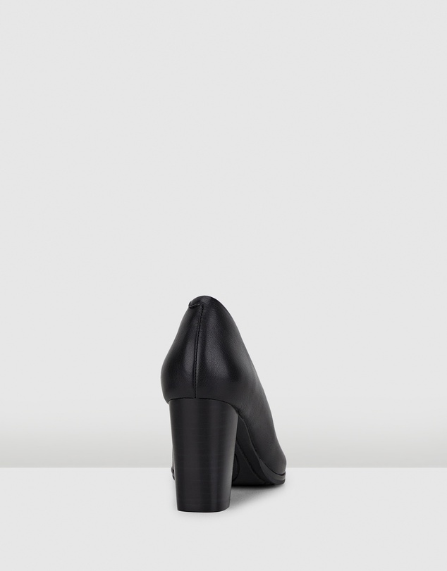 Hush Puppies - The Tall Pump