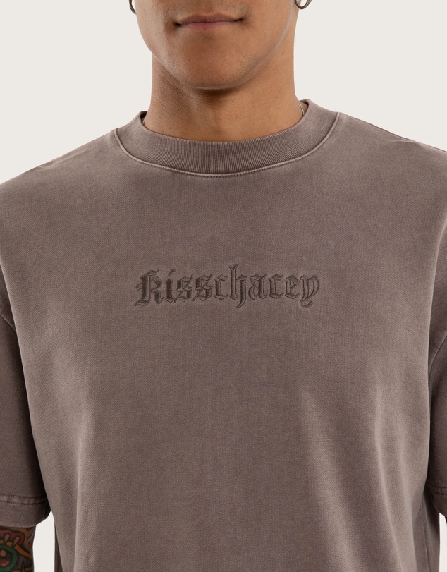 Kiss Chacey - Syndicate Loopback Street Tee