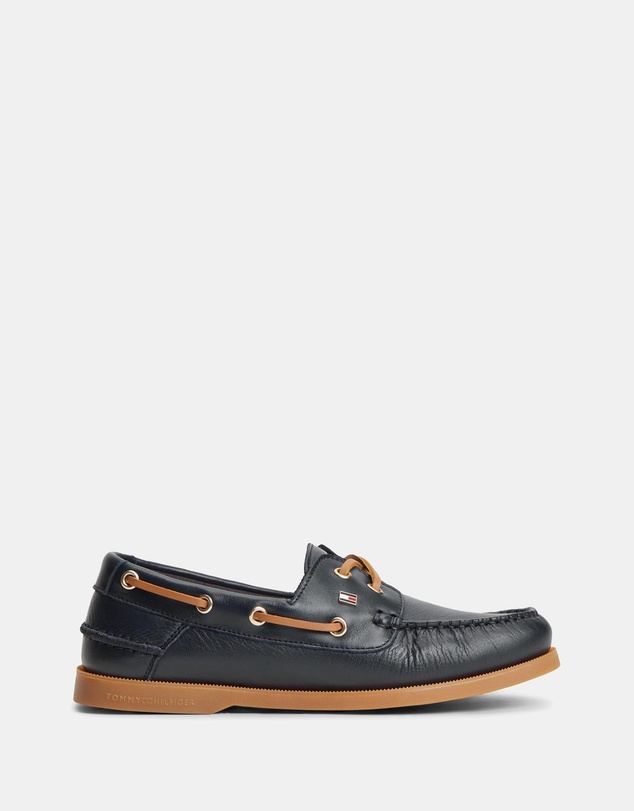 Tommy Hilfiger - Bay Flag Core Leather Boat Shoes - Women's