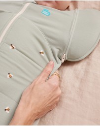 Love to Dream - Swaddle Up™ Transition Bag 2.5T Quilted Stretch Cotton Bees Olive