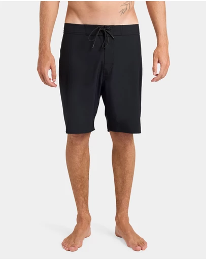 RVCA - Mens Va Trunk Solid 19