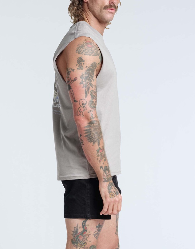 Vacancy Co - Mushroom Merchants Tank