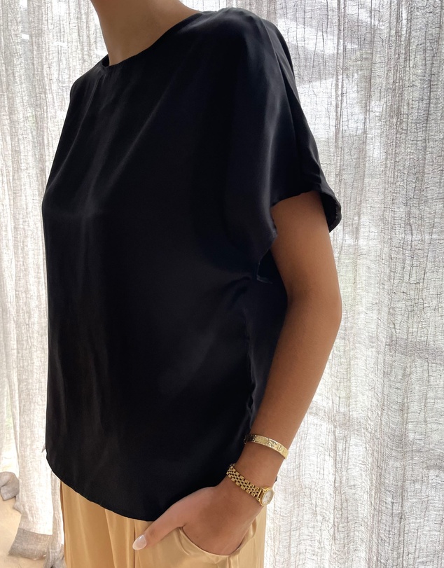 SILK MAGNOLIA - 100% Silk T-shirt