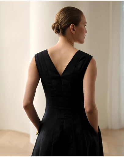 Trenery - Linen Panel Detail Sleeveless Dress in Black