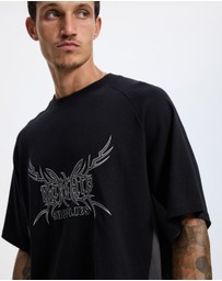 Worship - Trudge Box Fit Cropped Raglan Tee