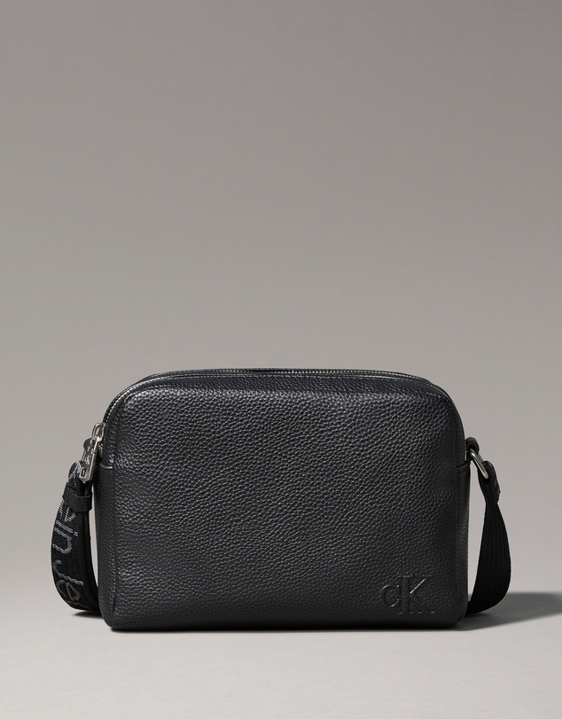 Calvin Klein - Crossbody Bag