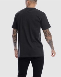 DVNT - Saint Tee