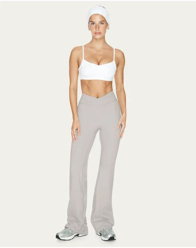 437 - The V Flare leggings