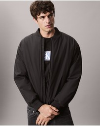 Calvin Klein - Logo Graphic Tee