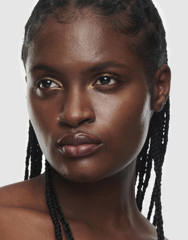 MAC - Studio Radiance Serum Powered Foundation