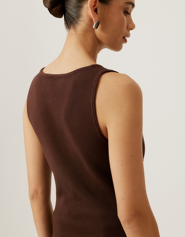 Tussah - V-Neck Knit Top