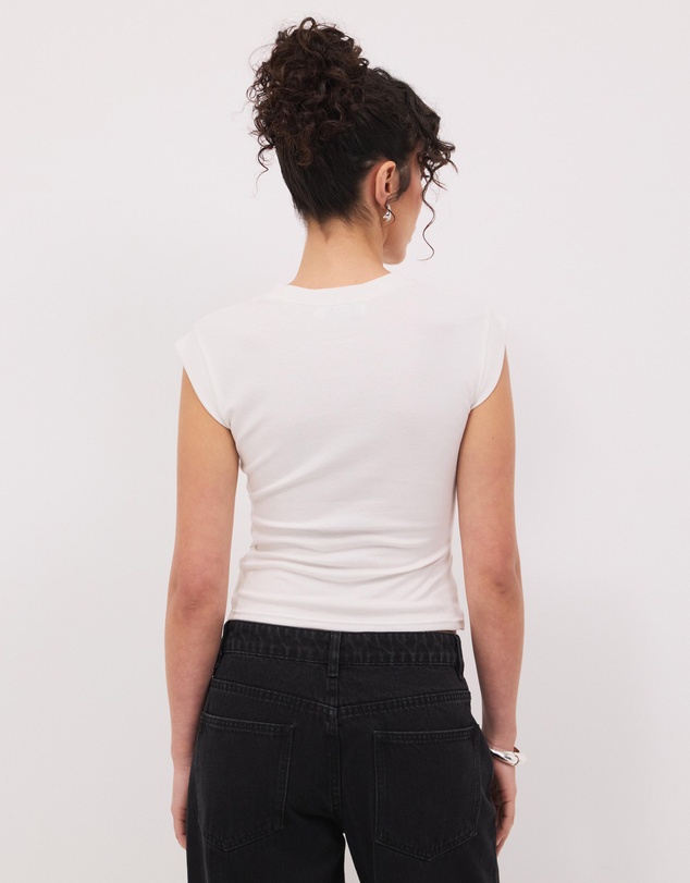 Calli - Hayden Tee