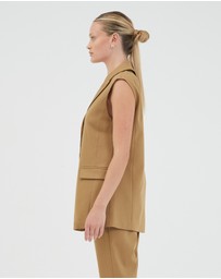Third Form - Interchange Vest
