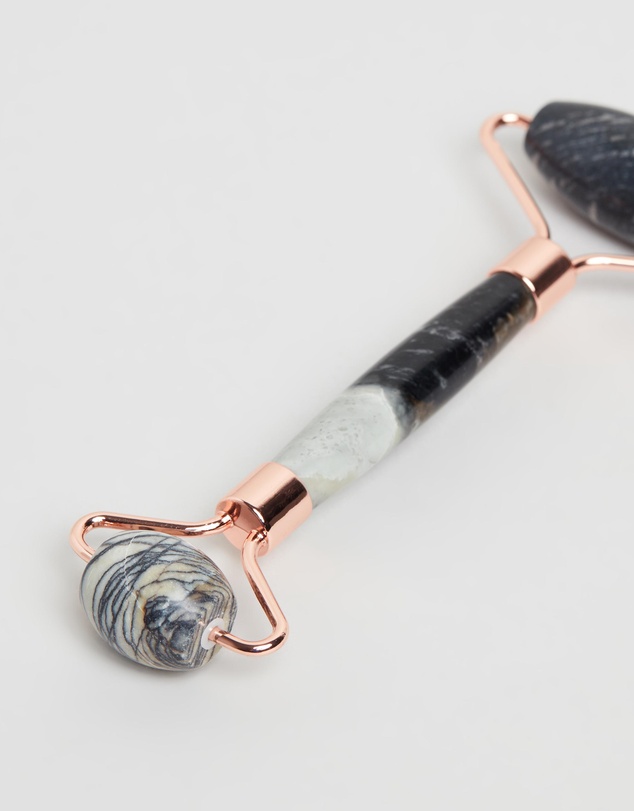 The Seeke - Picasso Face Roller