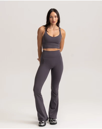 HyperLuxe The Label - Shape Flare Legging