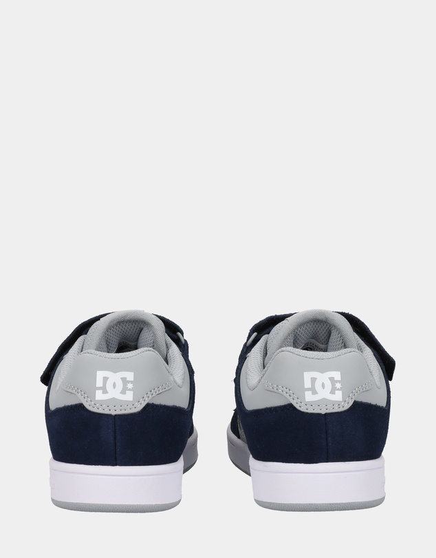 DC Shoes - Boys 4 to 16 Manteca 4 V Skate Shoes
