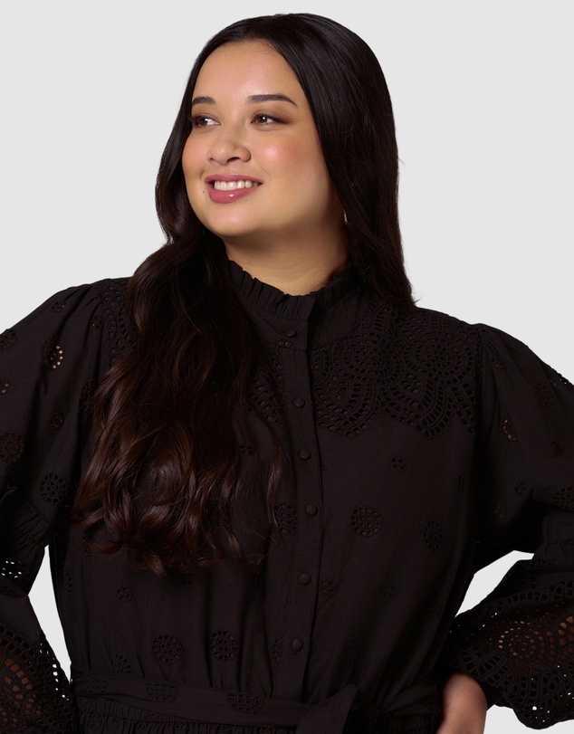 Something 4 Olivia - Azura Broderie Maxi Dress
