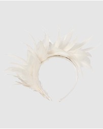 Max Alexander - Modern Cream Racing Fascinator