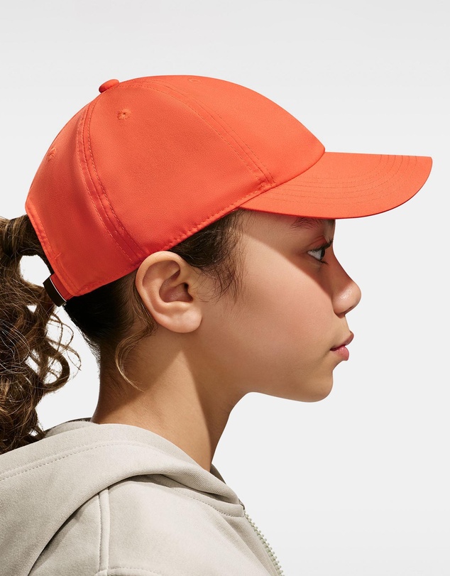 Nike - Unstructured Metal Swoosh Cap - Teens