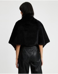 Unreal Fur - Yasmine Wrap