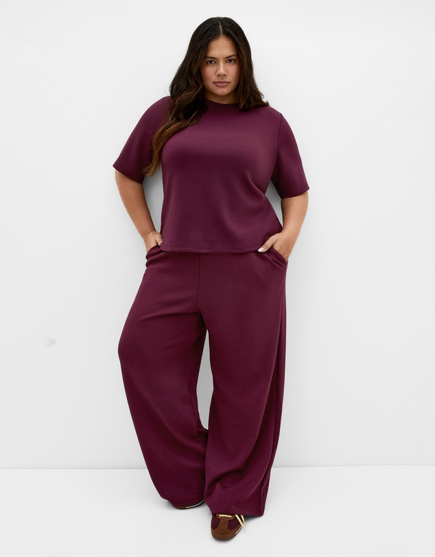 City Chic - Mae Short Sleeve Sweat Top