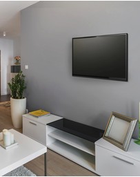 iWorld - Kanto PT300 Low Profile Tilting TV Mount for 40