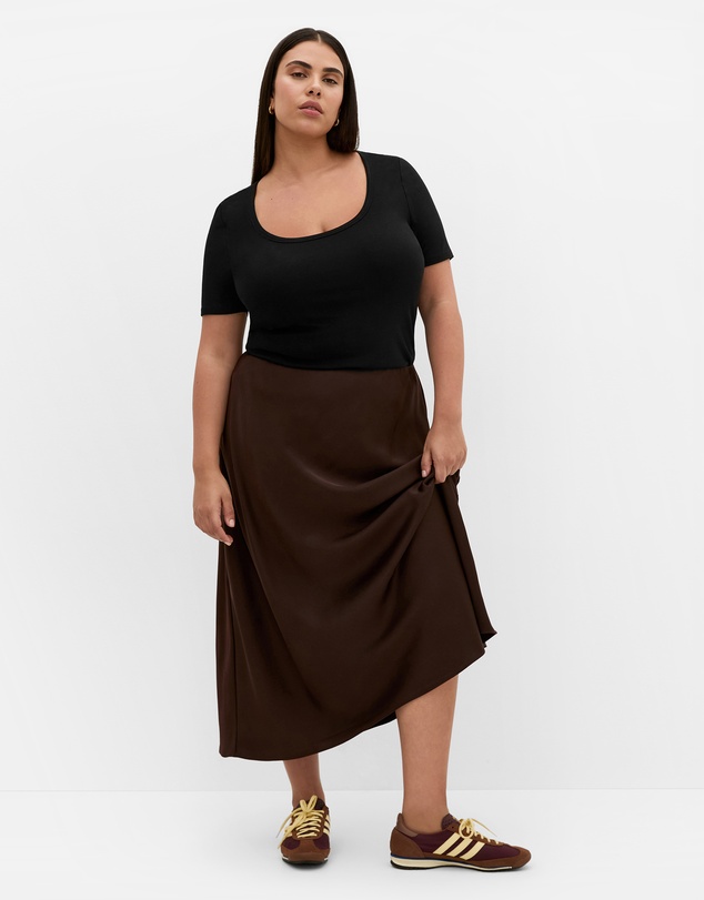 City Chic - Plus size Everyday Scoop Tee - black