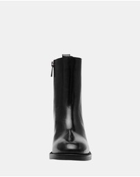 Steve Madden - Slender Black Leather Boots