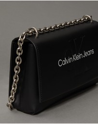 Calvin Klein - Sculpted Chain Crossbody Bag