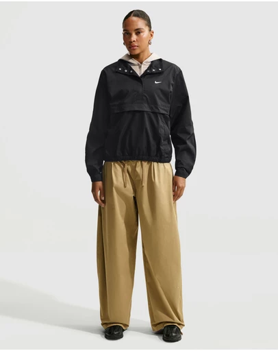 Nike - Sportswear Essential 1/4-Snap Top