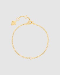 Wanderlust + Co - Heart Bezel 14K Gold Vermeil Curb Chain Bracelet